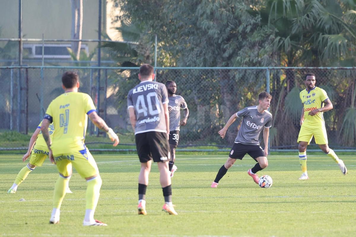 CSKA 1948 - Petrolul: 5 goluri în al doilea amical al echipei lui Mutu » Contribuție la debut pentru vârful din Turcia