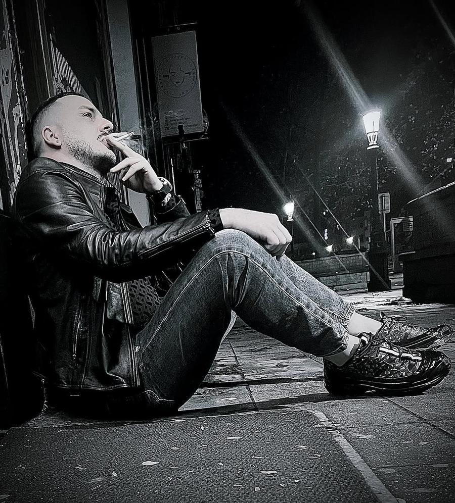 Virgil Alexandru Zidaru, alias Makaveli. FOTO: Instagram Cel mai controversat influencer al momentului e fiul unui fotbalist de la Jiul și Universitatea Craiova: „E prima oară când o spun! Nu m-a recunoscut, am fost abandonat”