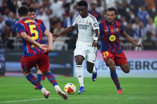 Pentru prima dată în acest secol: show-ul din finalul primei reprize din El Clasico a intrat direct în istorie