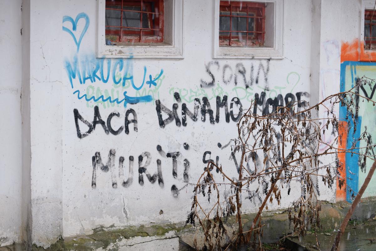 Stadionul Dinamo fierbe pe dinăuntru » Ce au găsit reporterii GSP, la ultima tură înainte de demolare. „A fost izvor de sănătate”, acum ascunde detalii șocante