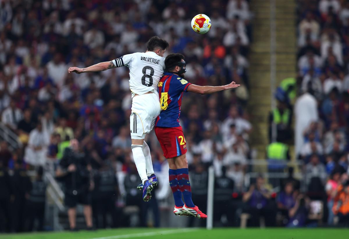 Pentru prima dată în acest secol: show-ul din finalul primei reprize din El Clasico a intrat direct în istorie