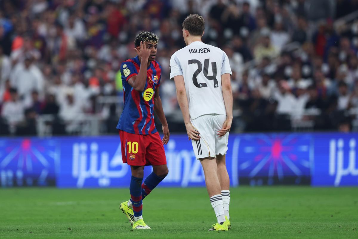 Pentru prima dată în acest secol: show-ul din finalul primei reprize din El Clasico a intrat direct în istorie