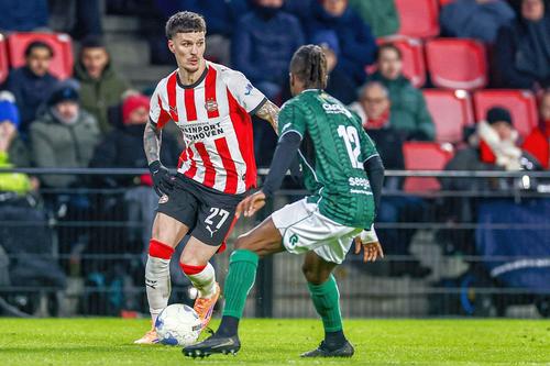 Presa din Olanda a remarcat evoluția lui Dennis Man (27 de ani, extremă dreapta) în PSV- Excelsior 5-1/ foto Imago Images