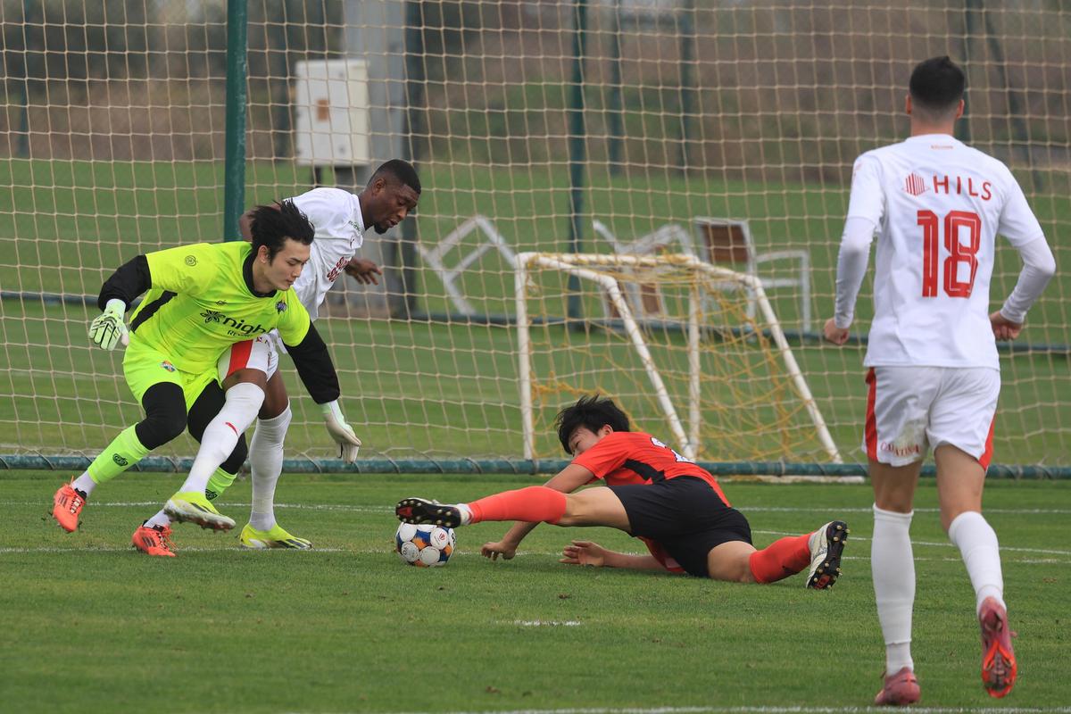 Dinamo - Gangwon, amical în Antalya