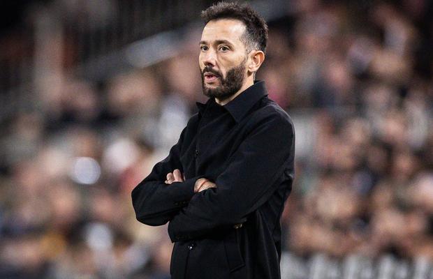 Jucătorii Valenciei, huiduiți de fani! » Cum au plecat de la stadion