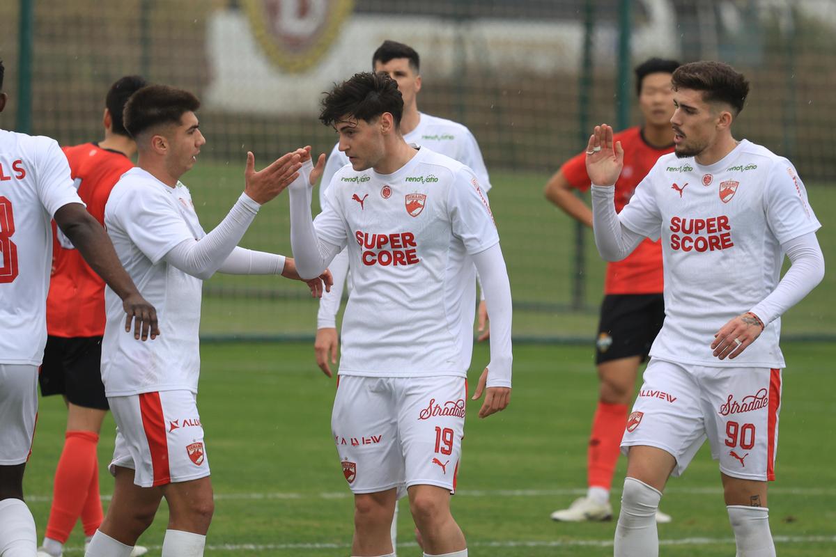 Avertisment pentru rivale: Dinamo câștigă și al doilea test din Antalya