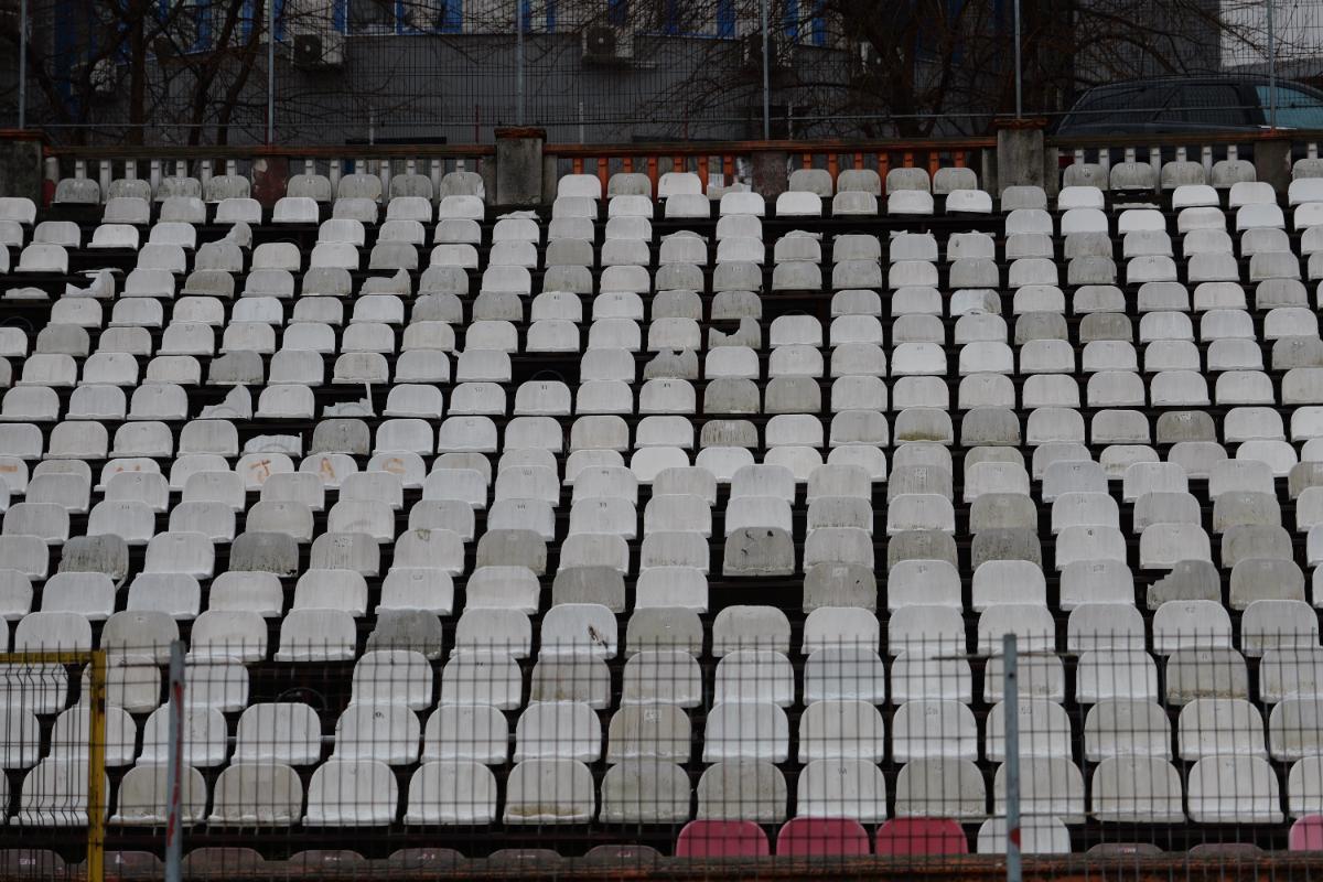 Stadionul Dinamo fierbe pe dinăuntru » Ce au găsit reporterii GSP, la ultima tură înainte de demolare. „A fost izvor de sănătate”, acum ascunde detalii șocante