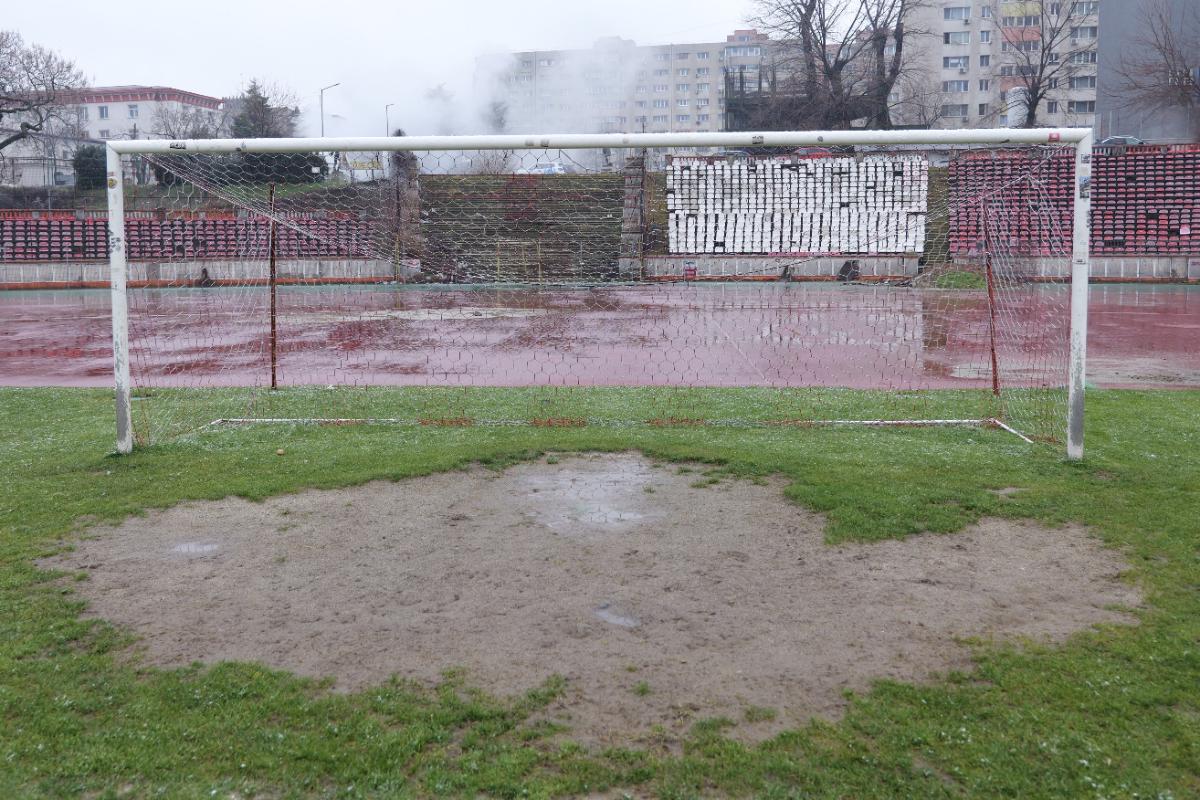 Stadionul Dinamo fierbe pe dinăuntru » Ce au găsit reporterii GSP, la ultima tură înainte de demolare. „A fost izvor de sănătate”, acum ascunde detalii șocante