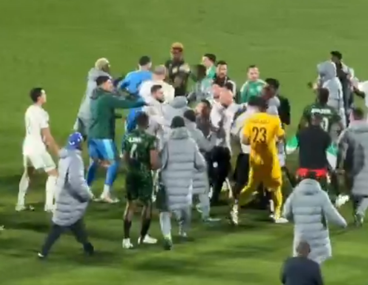 Fiul lui Zinedine Zidane, implicat într-o bătaie » Algeria acuză arbitrajul de la Cupa Africii