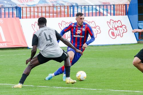 FC Bihor Oradea începe anul de pe locul 3, în Liga a II-a. Foto: Facebook