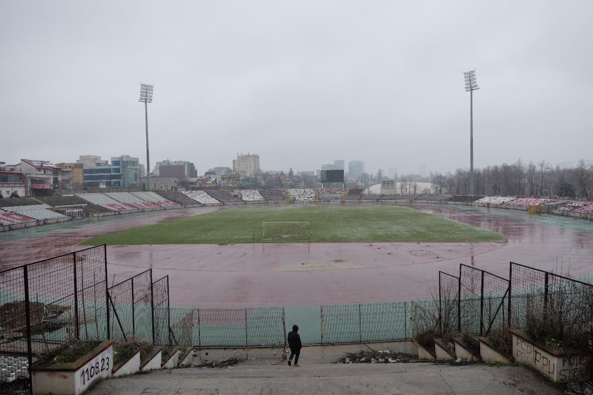 Stadionul Dinamo fierbe pe dinăuntru » Ce au găsit reporterii GSP, la ultima tură înainte de demolare. „A fost izvor de sănătate”, acum ascunde detalii șocante