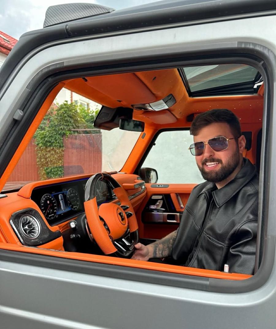 foto: instagram @adrian_mititelu_junior Adrian Mititelu junior, surprins pe străzi cu „bijuteria” de 400.000 de euro » Și-a „tunat” mașina de lux
