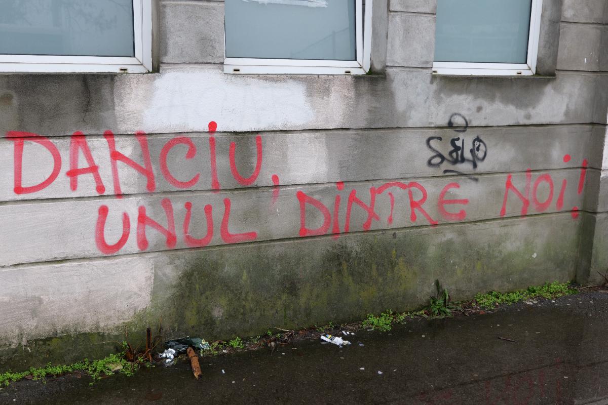 Stadionul Dinamo fierbe pe dinăuntru » Ce au găsit reporterii GSP, la ultima tură înainte de demolare. „A fost izvor de sănătate”, acum ascunde detalii șocante