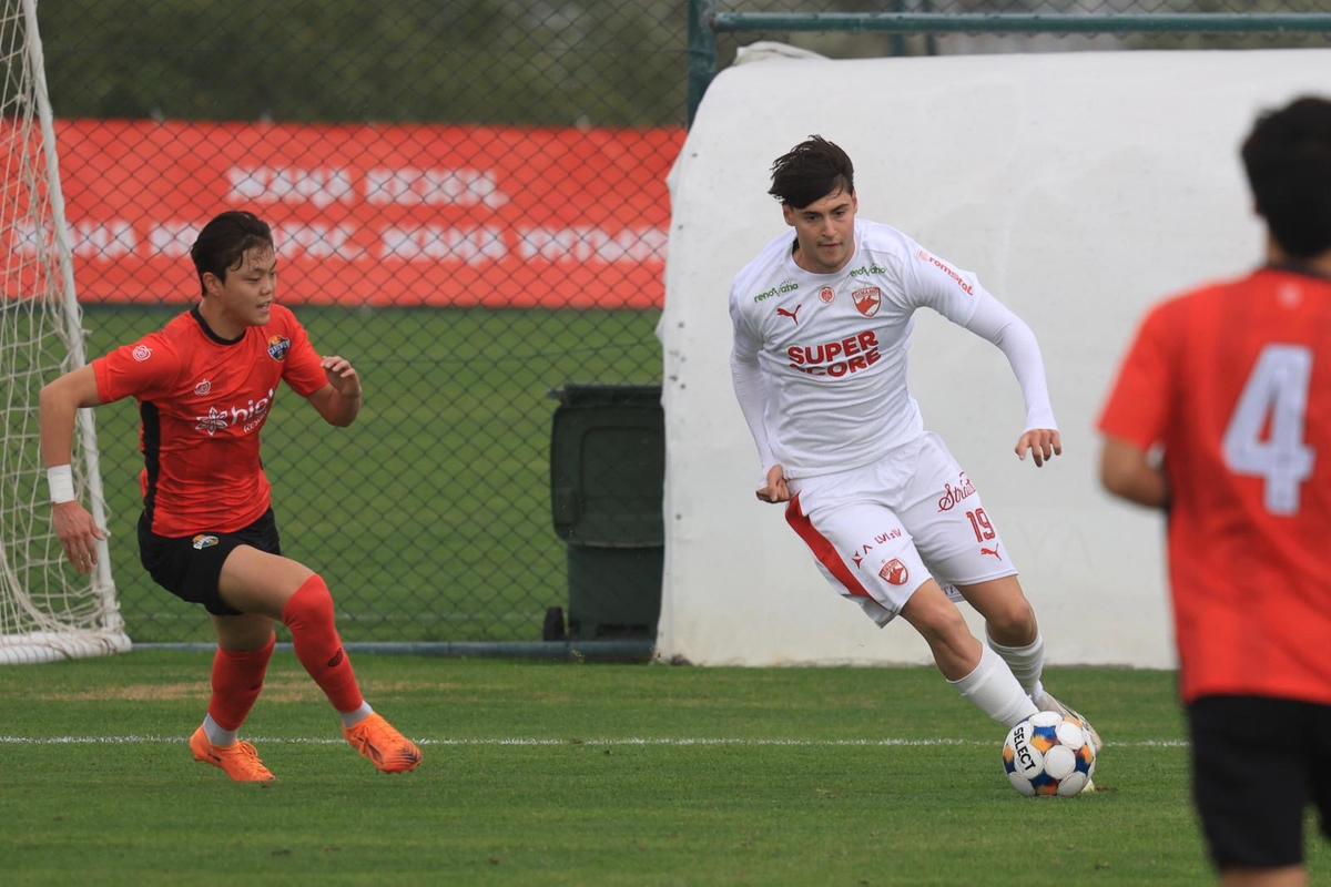 Avertisment pentru rivale: Dinamo câștigă și al doilea test din Antalya