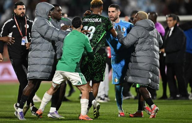 Fiul lui Zinedine Zidane, implicat într-o bătaie » Algeria acuză arbitrajul de la Cupa Africii