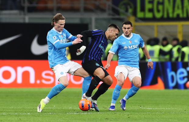Inter - Napoli 2-2 » Meci nebun la Milano și Chivu înregistrează prima remiză stagională în Serie A
