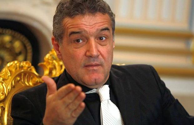 FCSB // Gigi Becali l-a imitat pe Florin Talpan în direct la TV: „Domnule judecător, a furat Steaua! A furat Steaua!”