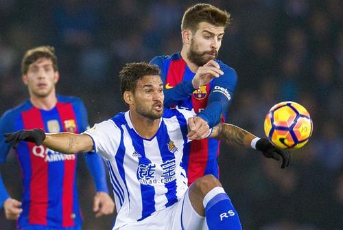 Willian Jose și Gerrard Pique vor fi colegi // FOTO: Guliver/GettyImages