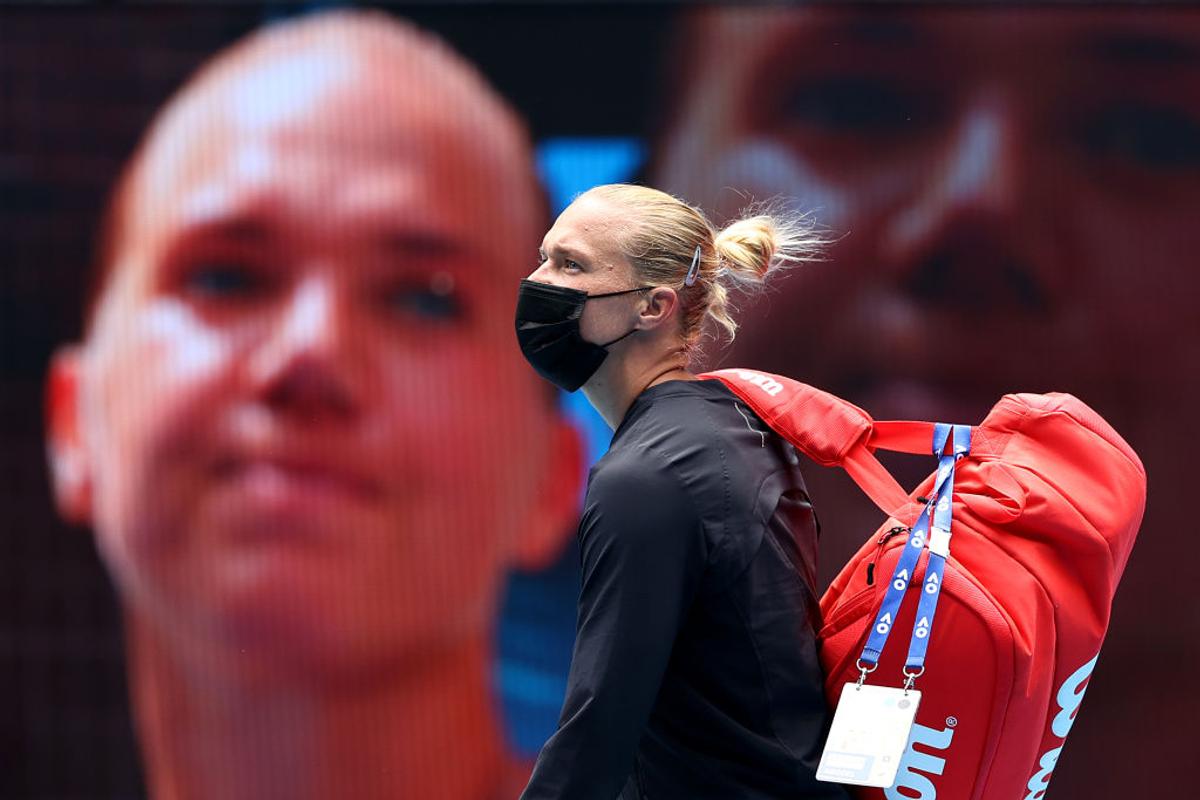 VIDEO Campioana en-titre a fost eliminată de la Australian Open și a apărut plânsă la conferință: „Mai pot rămâne la acest nivel?”