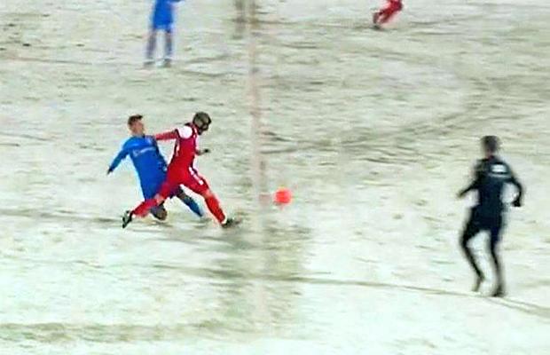 Penalty după câteva secunde în Botoșani - Craiova! Bîrsan le-a refuzat eronat o lovitură de pedeapsă gazdelor