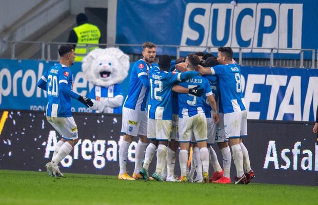 CSU Craiova - CFR 2-0 » Muică, Bănia respiră! Andrei Ivan decide de unul singur derby-ul, juveții reintră în lupta pentru titlu » Clasamentul ACUM