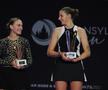 Ana Bogdan și Karolina Pliskova la festivitatea de premiere FOTO Raed Krishan