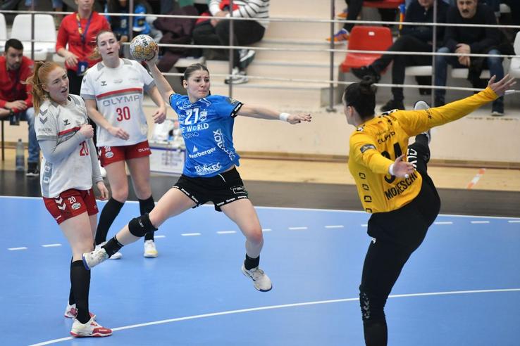 CSM București - Bietigheim. Cristi Preda