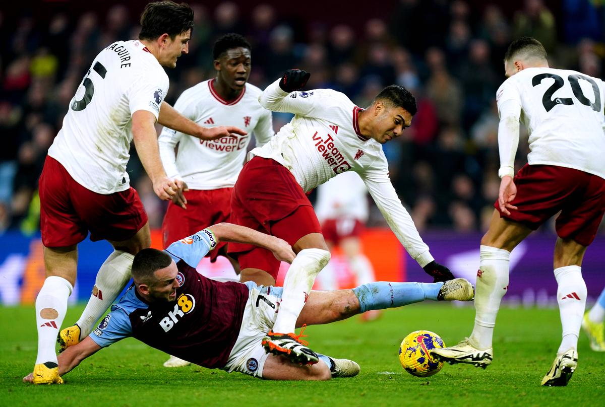 Aston Villa - Manchester United
