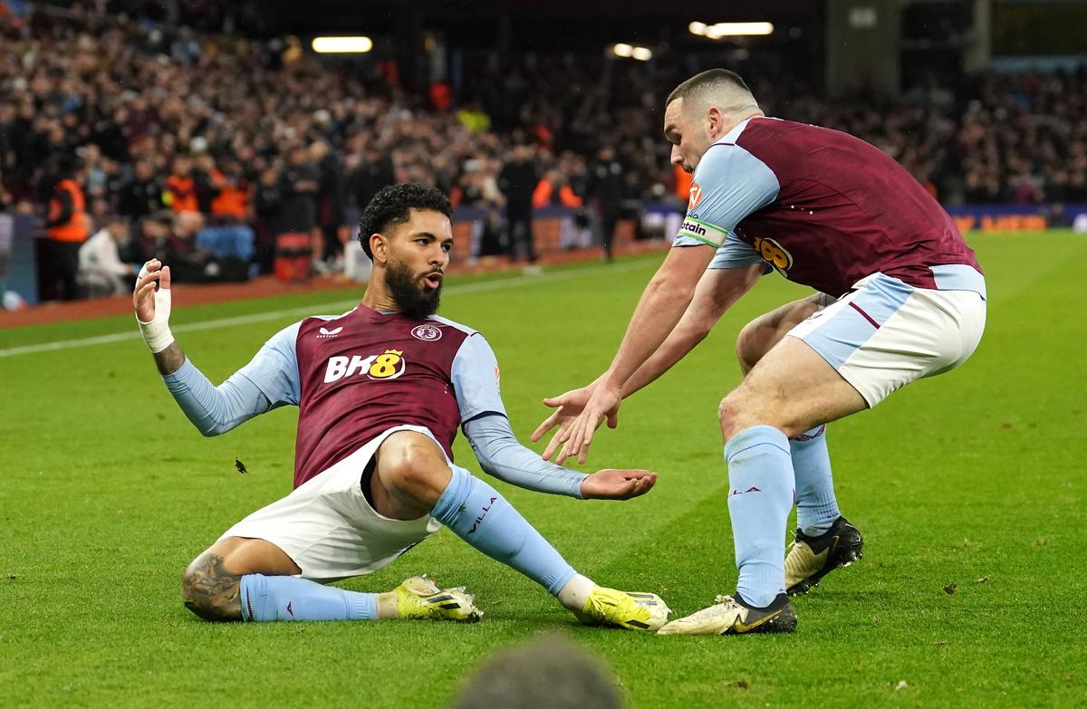 Aston Villa - Manchester United, „diavolii” dau lovitura pe final