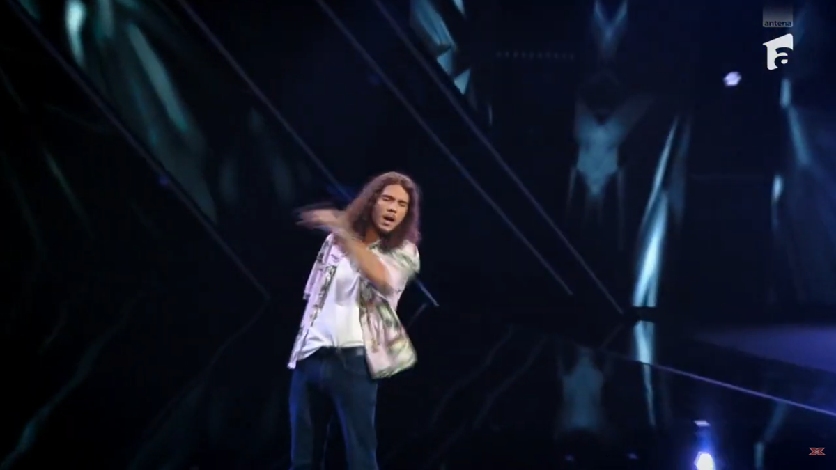 Fiul fostului internațional a cântat la X Factor și a cucerit-o pe Delia: „Forță nebună!” » Și-a emoționat tatăl până la lacrimi și a primit 4 de DA