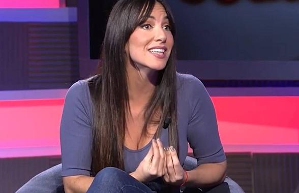 „Mi-a spus: ia camera de filmat și mergi în baie” » O jurnalistă importantă mărturisește ce piedici înfruntă, ca femeie, în meserie: „Fotbaliști aroganți care se cred buricul pământului”