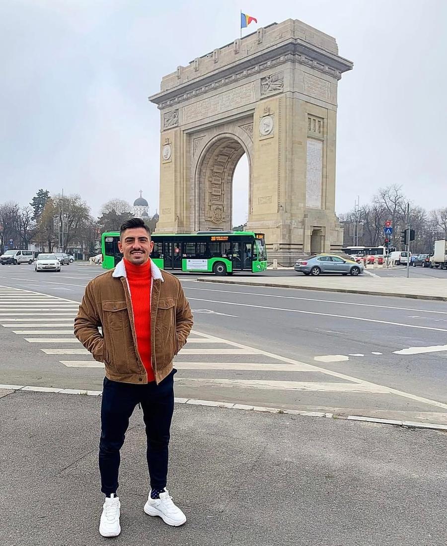 Simos Roumpoulakou este un fan al României „Dimitris Pelkas e principalul pericol dinspre PAOK” » A jucat în România, dar ține cu grecii și spune că echipa lui Răzvan ar putea avea o surpriză pe Toumba