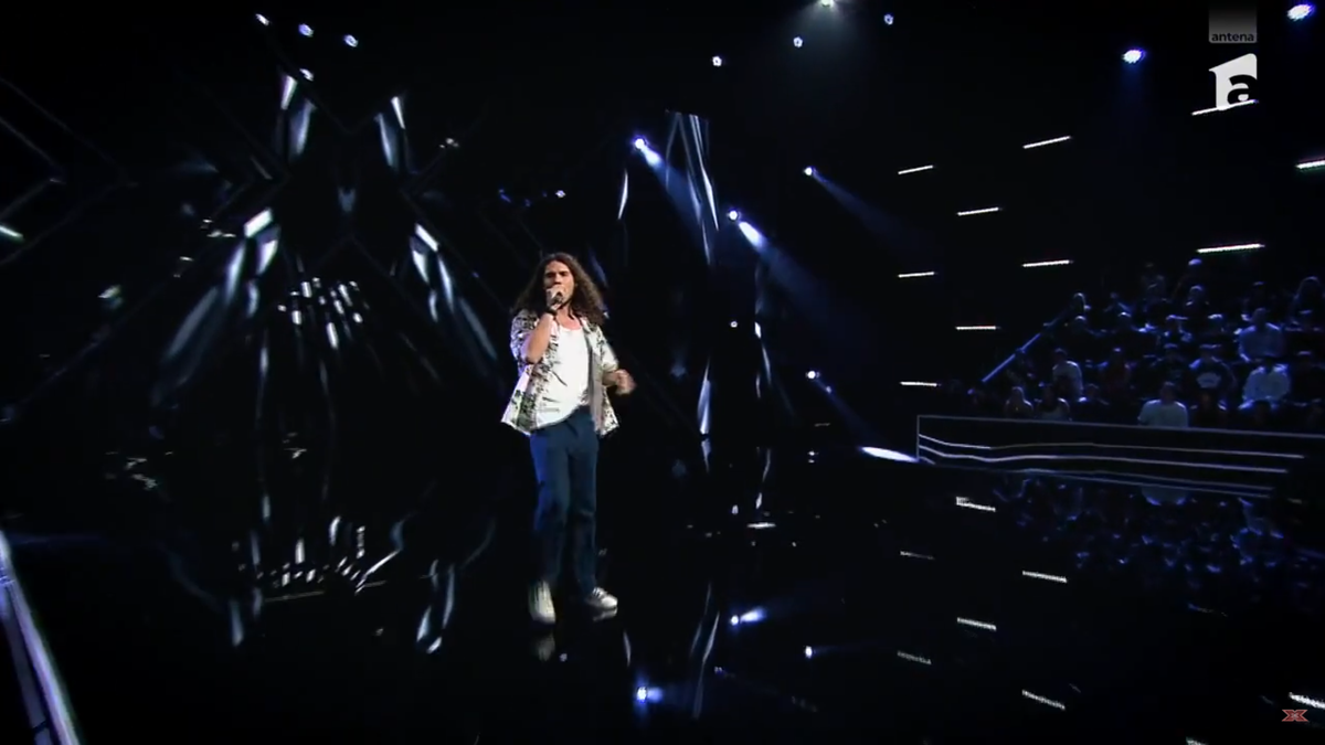 Fiul fostului internațional a cântat la X Factor și a cucerit-o pe Delia: „Forță nebună!” » Și-a emoționat tatăl până la lacrimi și a primit 4 de DA