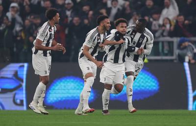 Cristi Chivu râvnește la un titular al rivalei Juventus! » Are contractul scadent în vară și este curtat și din MLS