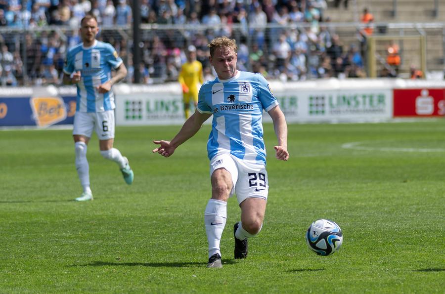În caz că le-ai ratat: 14 mutări oficializate în ultimele ore de mercato din Superliga » Mutu a adus un fost jucător din Bundesliga