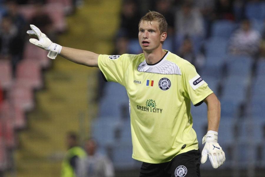 Giedrius Arlauskis, în perioada în care evolua pentru Unirea Urziceni / Foto: Imago Images Giedrius Arlauskis a rememorat cel mai mare coșmar trăit în România: „Patronul a zis că trimite oameni să mă ducă în pădure și să mă bată”
