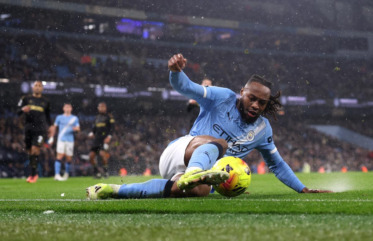 Manchester City - Fulham 3-0 » Formația lui Pep Guardiola a rezolvat lucrurile în 15 minute și ține aproape de Arsenal