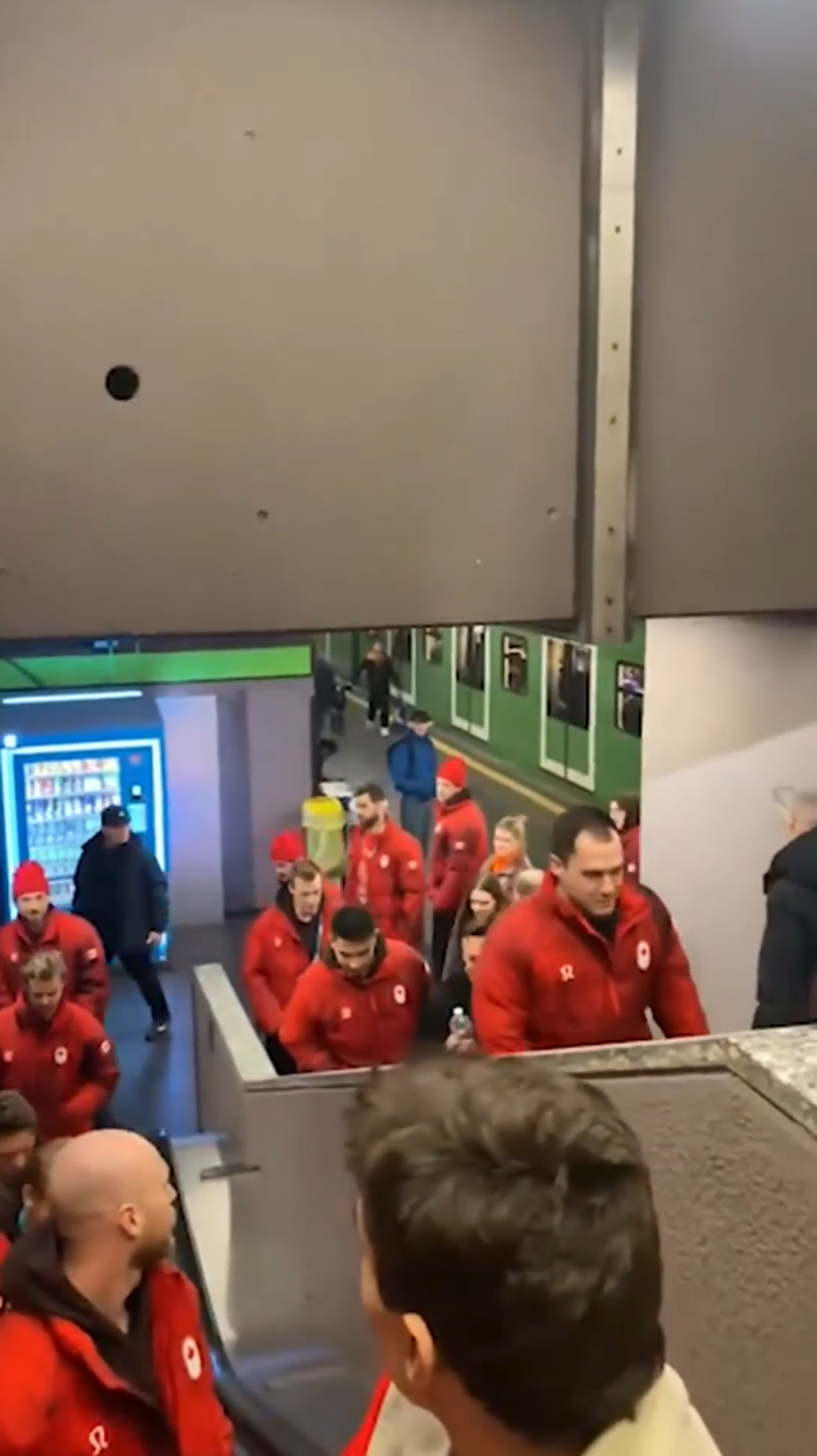 Au părăsit Satul Olimpic pentru a se caza la un hotel de 5 stele! Susțin că nu este vorba despre lux, ci despre performanță