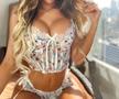 Juli, cea mai hot fană! Nu ratează niciun meci al preferatului ei