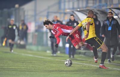 Vrem VAR, dar în Liga 1 e sărăcie » Situația dezastruoasă din fotbalul românesc