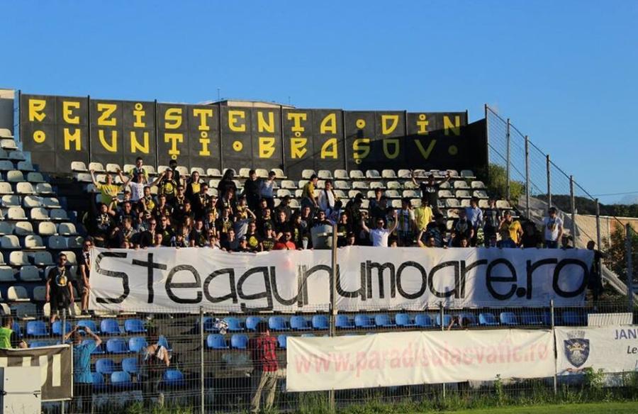 Fanii celor de la SR Brașov nu sunt de acord cu proiectul Proiectul reapariției unui club de tradiție aprinde întregul oraș! Ce ar urma să se întâmple cu cele două echipe existente