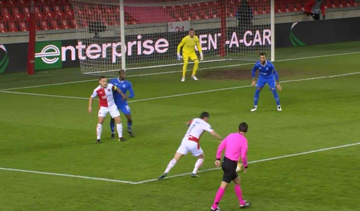 Nicolae Stanciu, gol superb în Slavia Praga - Rangers