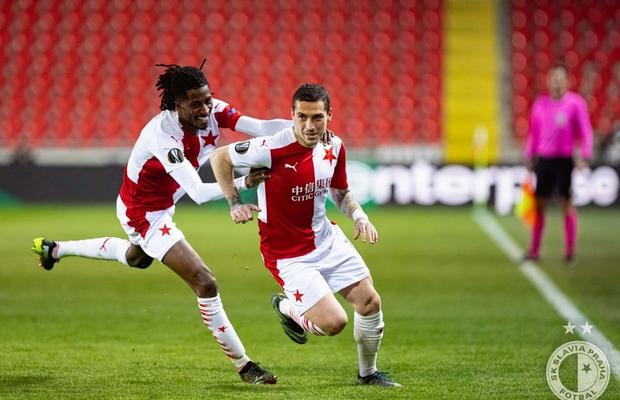 Slavia Praga - Rangers 1-1. VIDEO + FOTO În stilul Del Piero: Nicolae Stanciu, gol fantastic! Ianis Hagi a dat pasă de gol