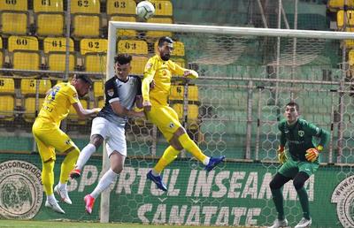 Chiajna - Petrolul 0-0 » Prahovenii, pas greșit în lupta pentru play-off! Clasamentul ACUM
