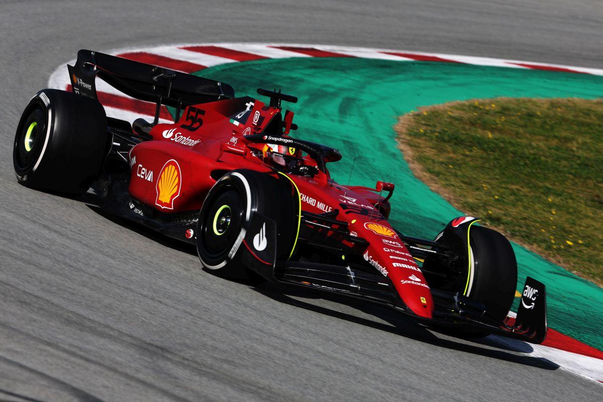 Scuderia Ferrari a prezentat monopostul cu care vrea să redevină campioană după 14 ani: „O mașină curajoasă, am interpretat regulile cu o minte deschisă!”
