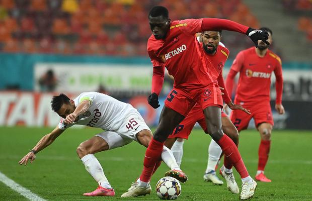 FCSB susține că a scăpat de interdicția de a face transferuri! Explicațiile clubului în cazul Dawa: „A fost o eroare”