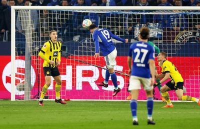 Schalke - Borussia Dortmund, spectacol într-un nou episod din derby-ul Ruhr-ului » Patru goluri în Revierderby!
