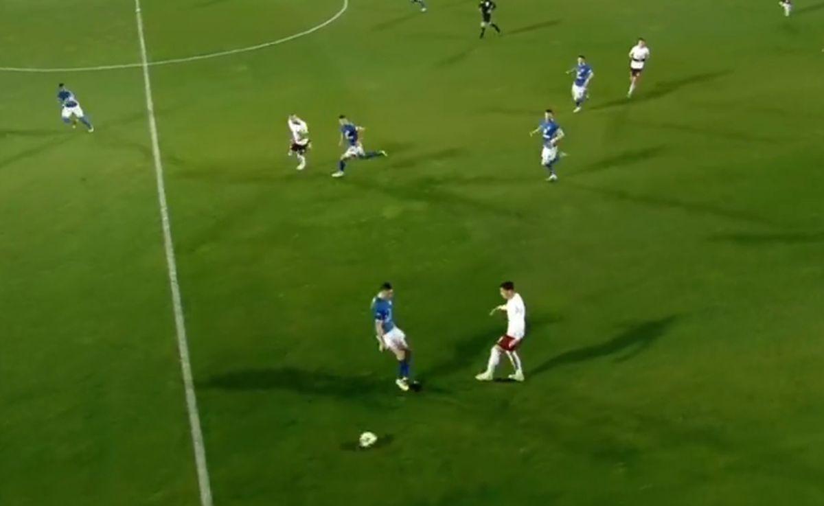 Moment confuz în Farul - Rapid, înaintea golului lui Sefer / FOTO: Capturi @Digi Sport 1
