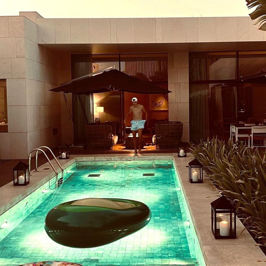 Holger Rune într-una dintre vacanțele în Dubai Foto: Instagram Holger Rune vorbește despre călătorii și obiceiuri: „Să-mi uit telefonul acasă ar fi o greșeală de începător” + „E plictisitor să mergi în vacanță în Maldive”