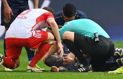 Arbitrul meciului dintre Bayern și Mainz a salvat viața unui jucător: „În astfel de situații trebuie să reacționezi rapid”